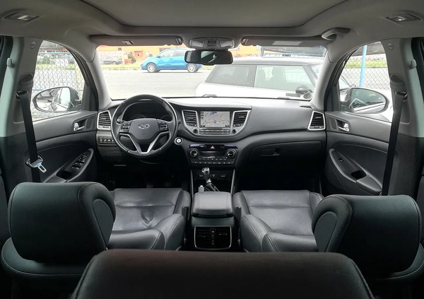 Hyundai Tucson cena 75000 przebieg: 175000, rok produkcji 2015 z Nowy Dwór Gdański małe 352